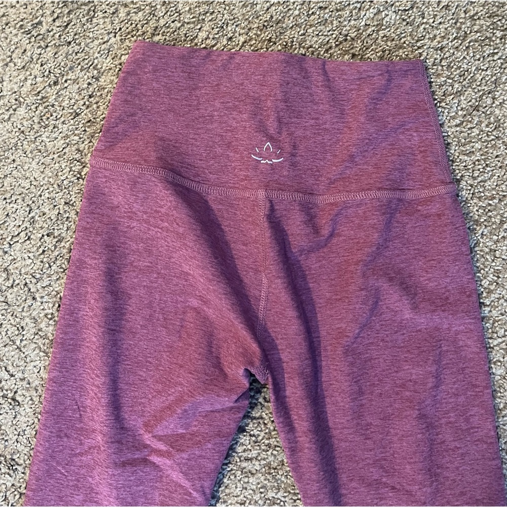 Beyond Yoga - Spacedye Caught in the Midi Legging - Pale Plum Heather - Small - Picture 3 of 8